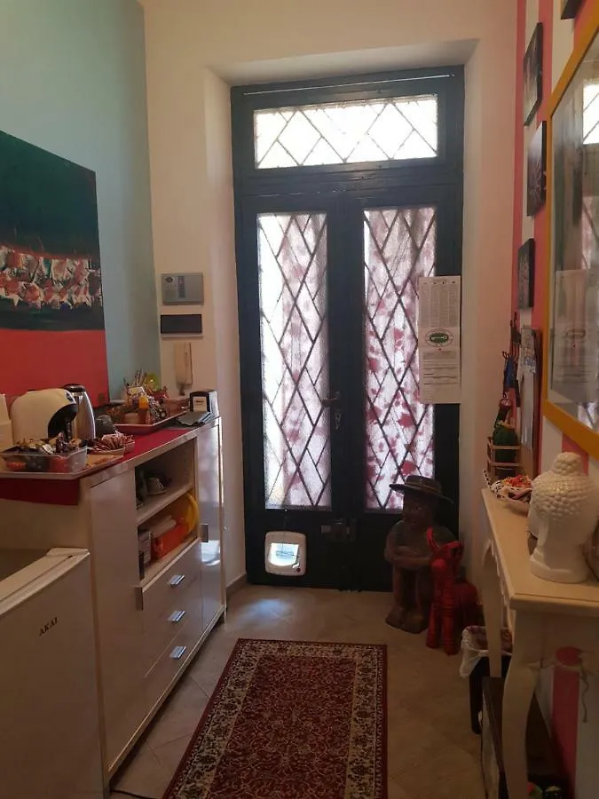 Affittacamere Bibi A...Mare Finale Ligure Guest house