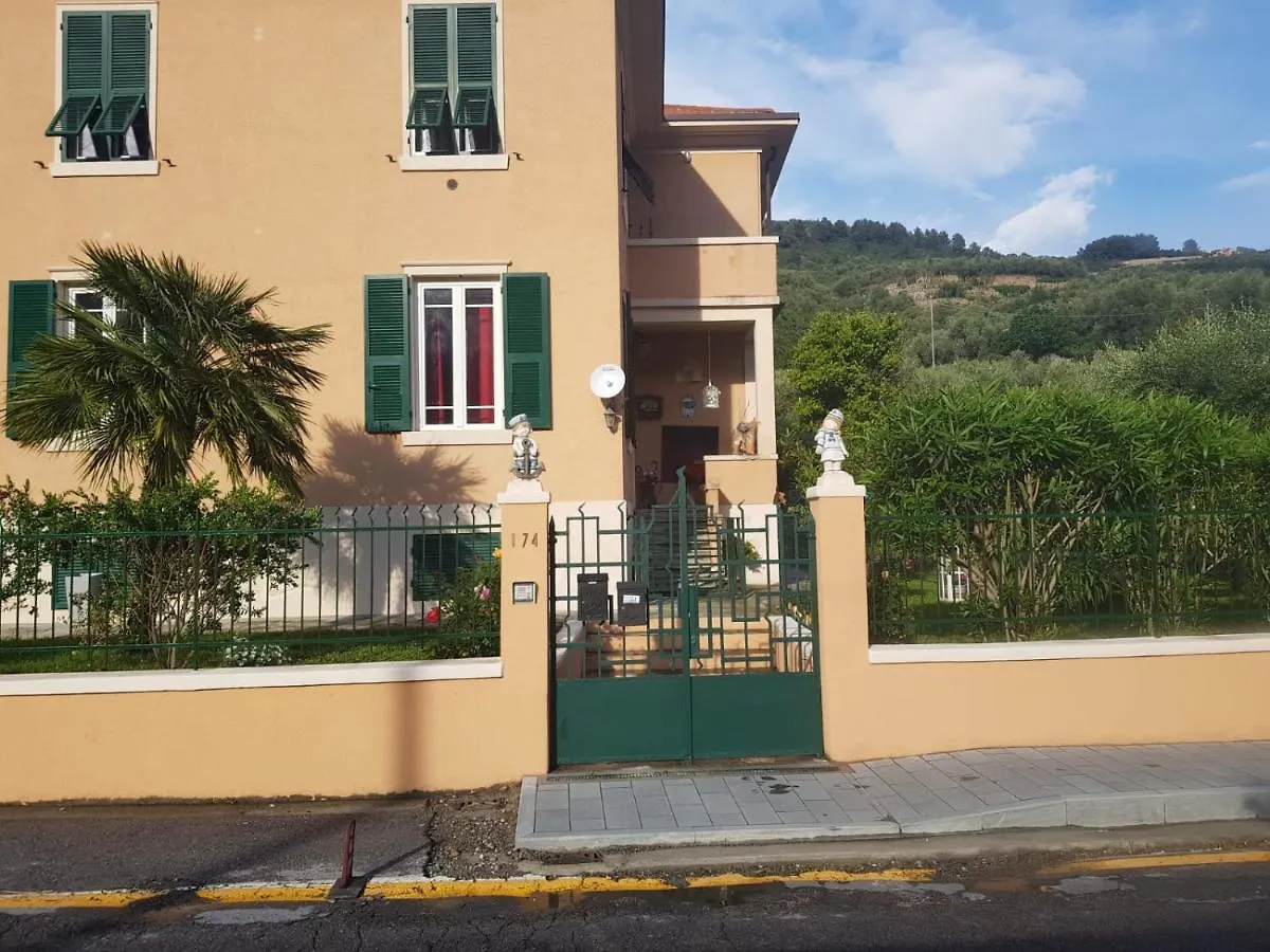 Affittacamere Bibi A...Mare Finale Ligure 0*,  Italy